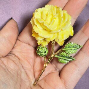 PELL Flower Brooch Yellow Resin Floral Enamel Leaves Vintage Gold Tone 3 Inch